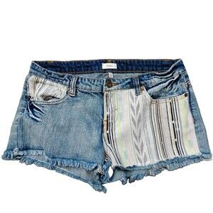 Trillium Women's Denim Cut Off Shorts Size 5 100% Cotton